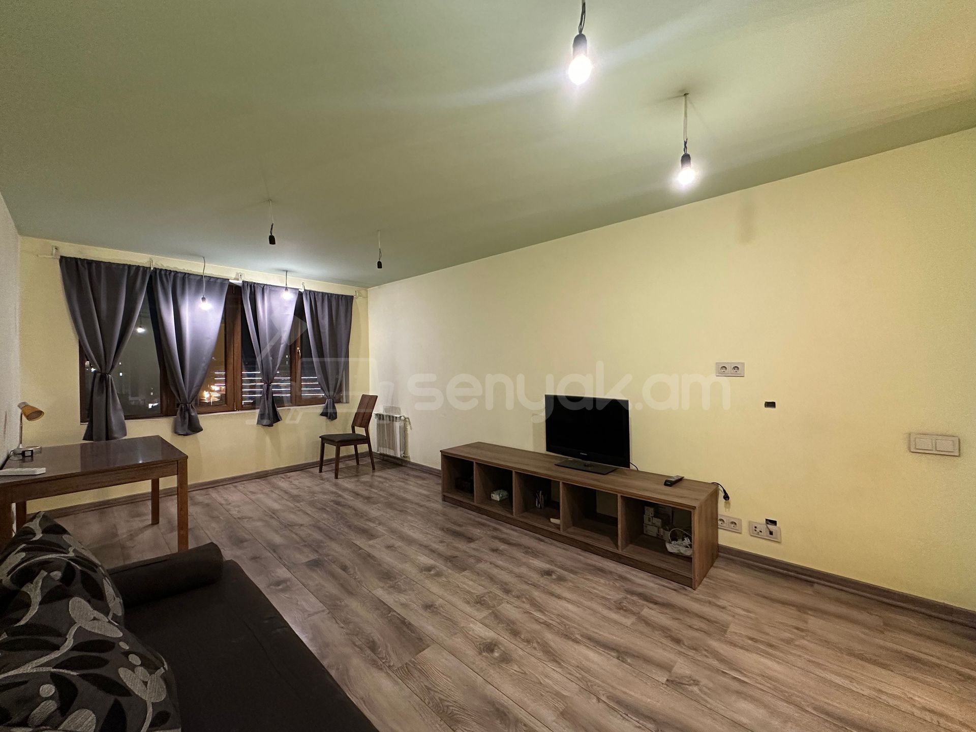 Օֆիսային Տարածք, 235քմ, Կապիտալ Վերանորոգված