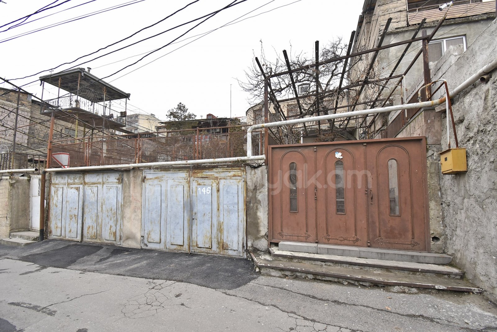 4 Սենյականոց Սեփական Տուն, 250քմ, Նորմալ Վիճակում, Ավտոտնակով