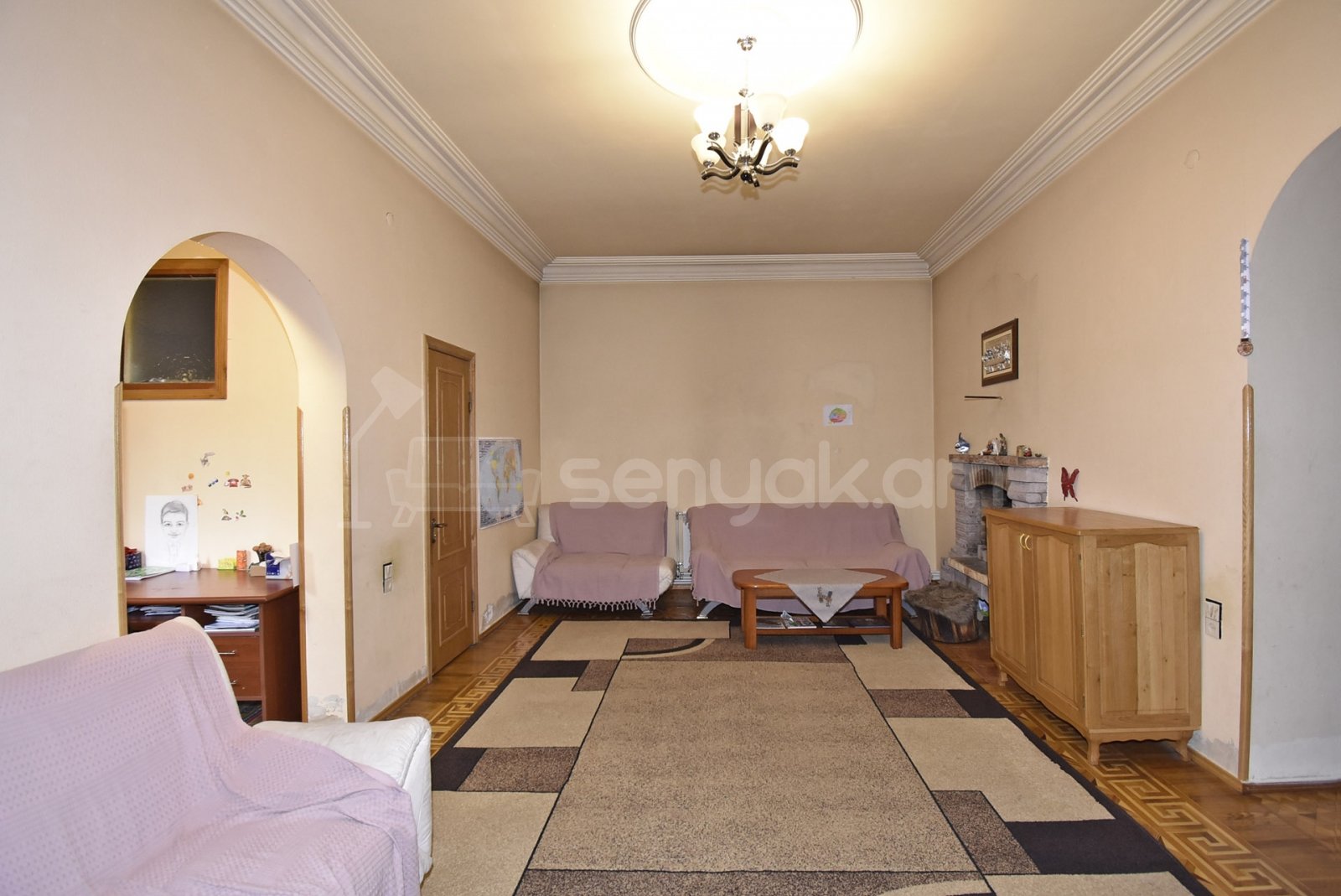 4 Սենյականոց Սեփական Տուն, 250քմ, Նորմալ Վիճակում, Ավտոտնակով