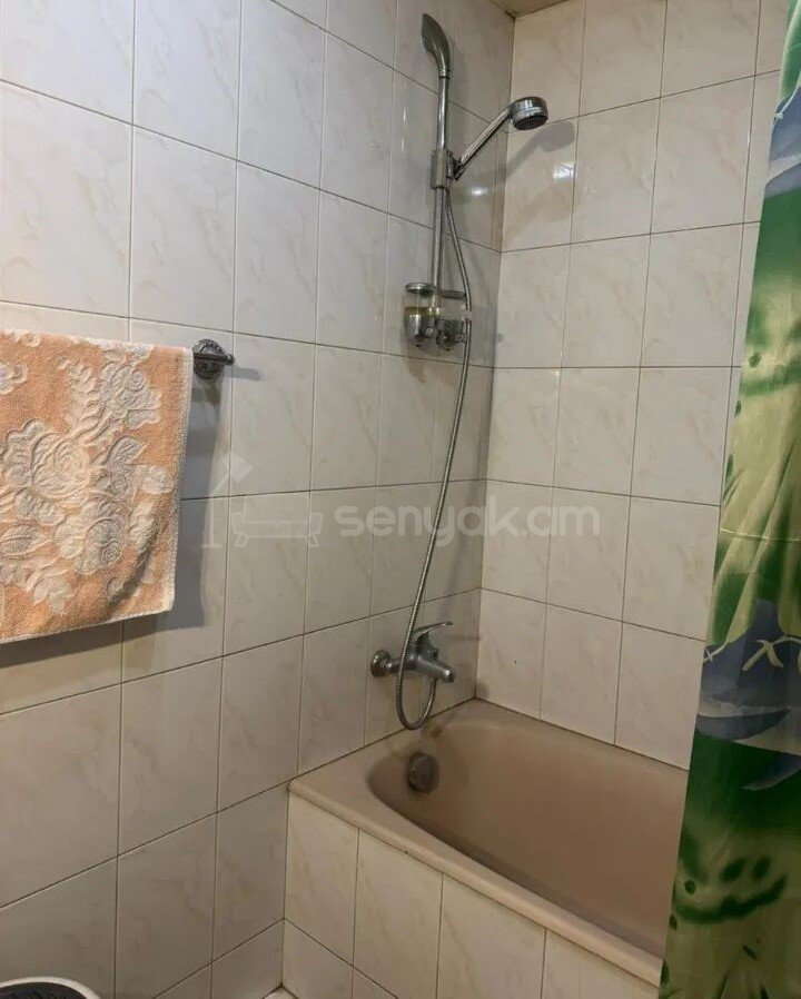 1 Սենյականոց Բնակարան Քարե Շենքում, 37քմ, 4/5 հարկ, Նորմալ Վիճակում