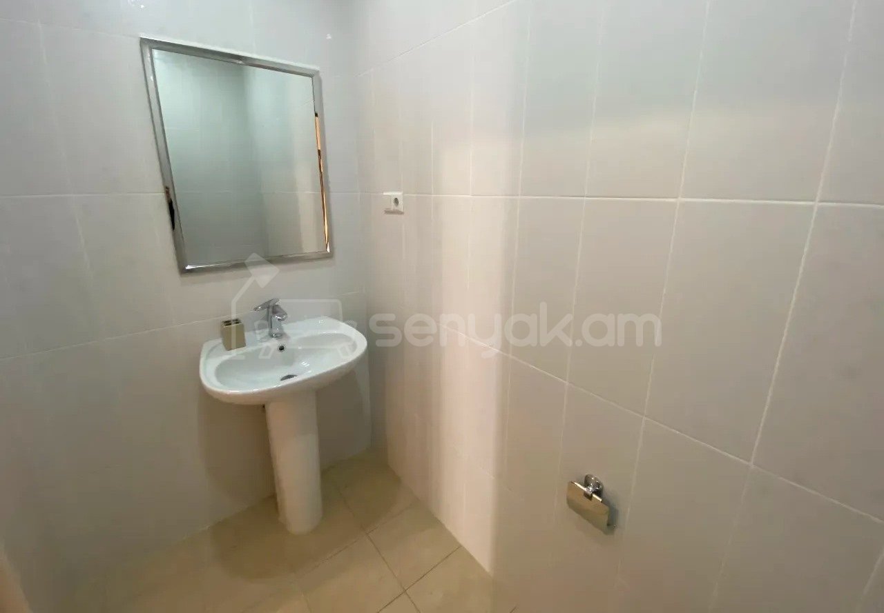 3 Սենյականոց Բնակարան Նորակառույցում, 106քմ, 9/14 հարկ, Կապիտալ Վերանորոգված