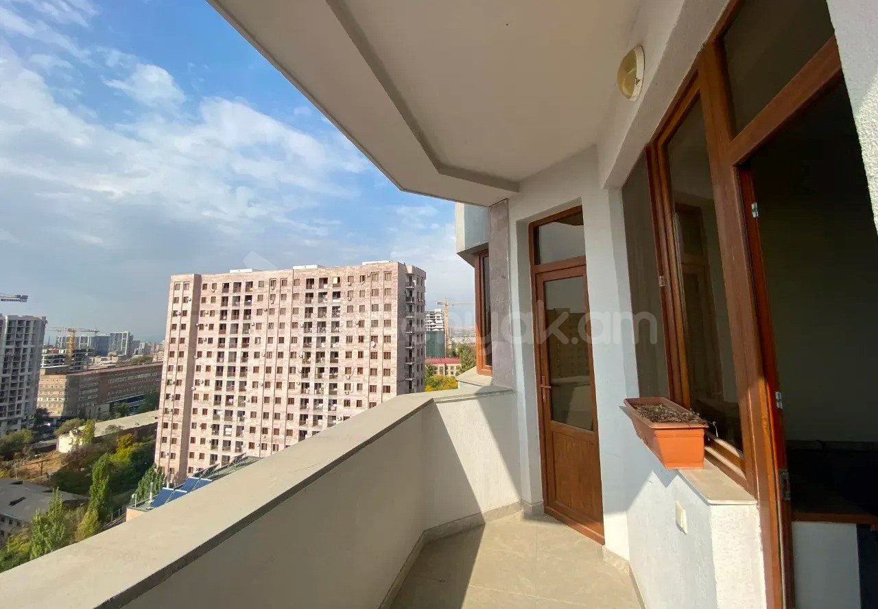 3 Սենյականոց Բնակարան Նորակառույցում, 106քմ, 9/14 հարկ, Կապիտալ Վերանորոգված