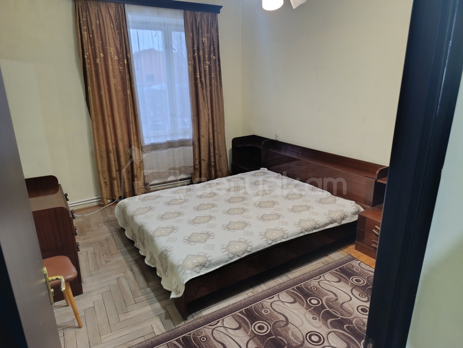 3 Սենյականոց Բնակարան Քարե Շենքում, 60քմ, 3/5 հարկ, Կոսմետիկ Վերանորոգված, Կահավորված, Արևկող