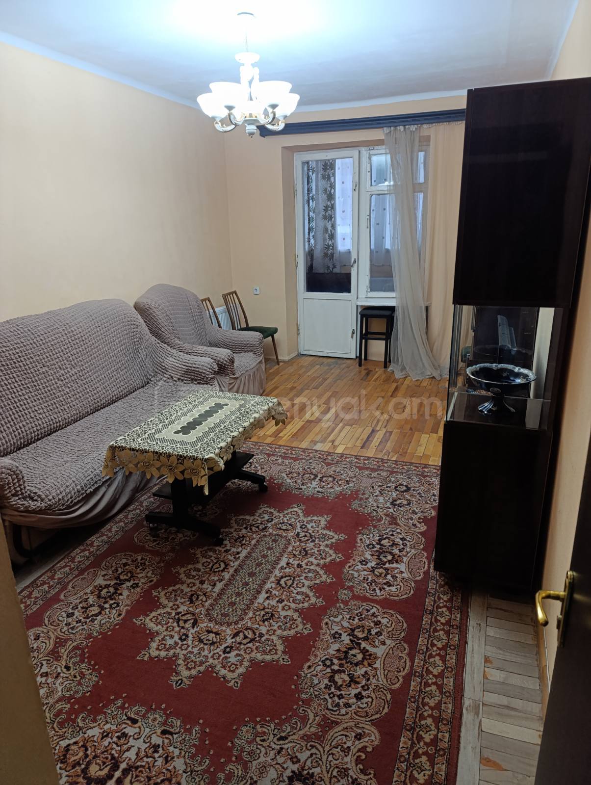 3 Սենյականոց Բնակարան Քարե Շենքում, 60քմ, 3/5 հարկ, Կոսմետիկ Վերանորոգված, Կահավորված, Արևկող