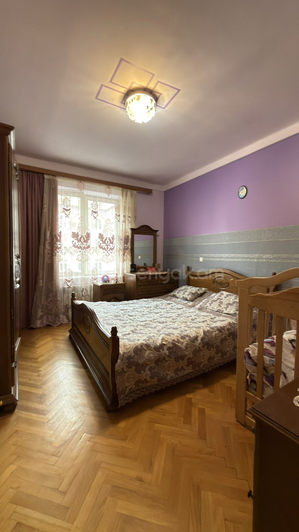 3 Սենյականոց Բնակարան Քարե Շենքում, 73քմ, 3/5 հարկ, Նորմալ Վիճակում