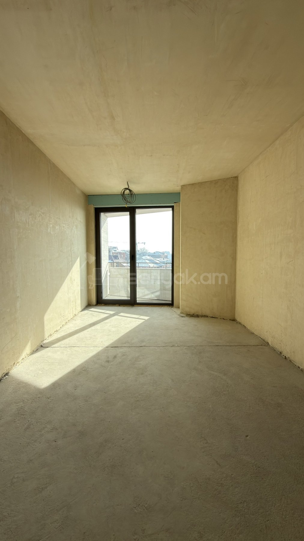 4 Սենյականոց Բնակարան Նորակառույցում, 170քմ, 3/7 հարկ, Զրոյական Վիճակում