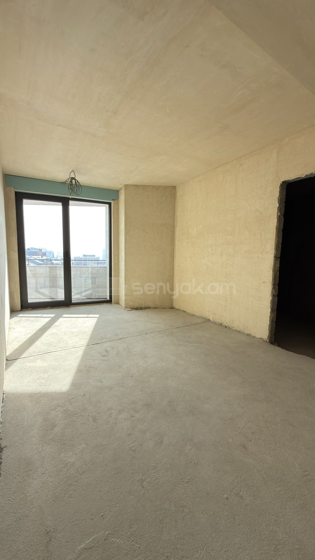 4 Սենյականոց Բնակարան Նորակառույցում, 170քմ, 3/7 հարկ, Զրոյական Վիճակում