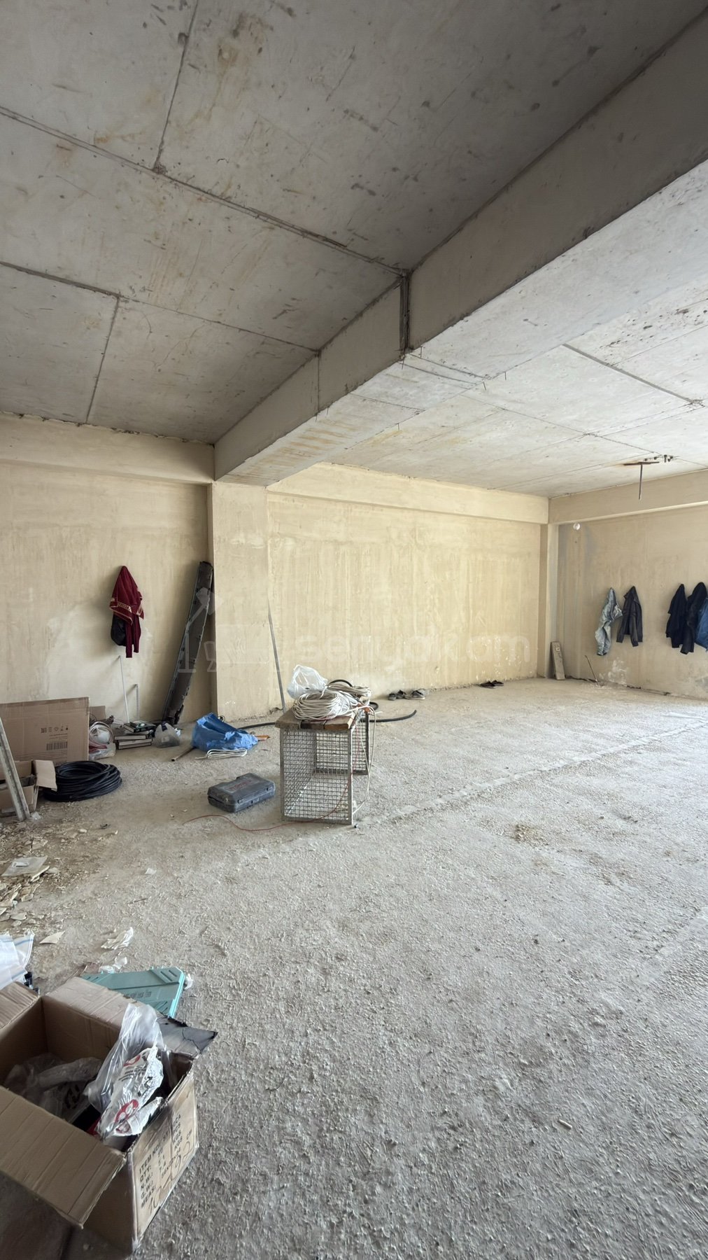 4 Սենյականոց Բնակարան Նորակառույցում, 128քմ, 6/17 հարկ, Զրոյական Վիճակում