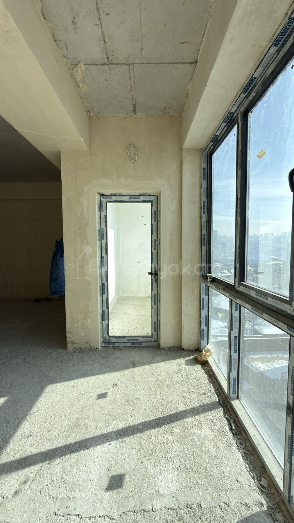 4 Սենյականոց Բնակարան Նորակառույցում, 128քմ, 6/17 հարկ, Զրոյական Վիճակում