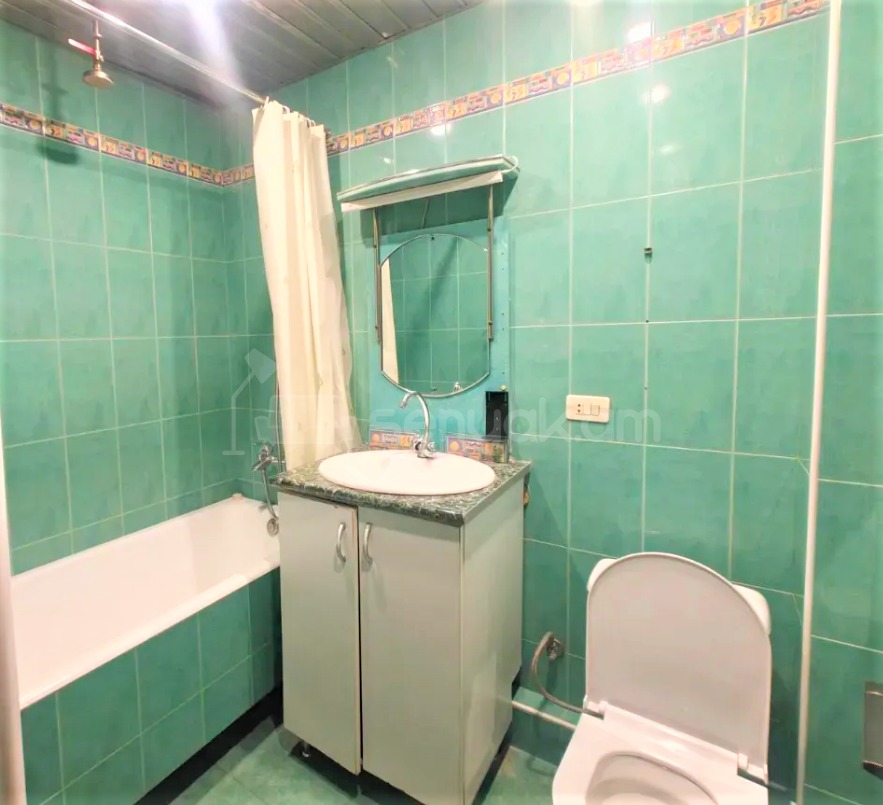 1 Սենյականոց Բնակարան Քարե Շենքում, 45քմ, 4/7 հարկ, Դիզայներական Վերանորոգված, Կահավորված