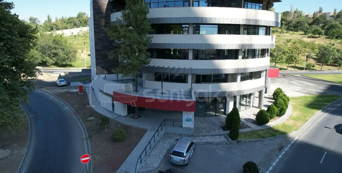 Կոմերցիոն Տարածք, 4600քմ