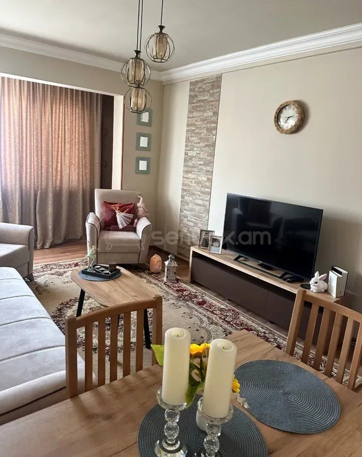 2 Սենյականոց Բնակարան, 62քմ, 7/9 հարկ, Նորմալ Վիճակում