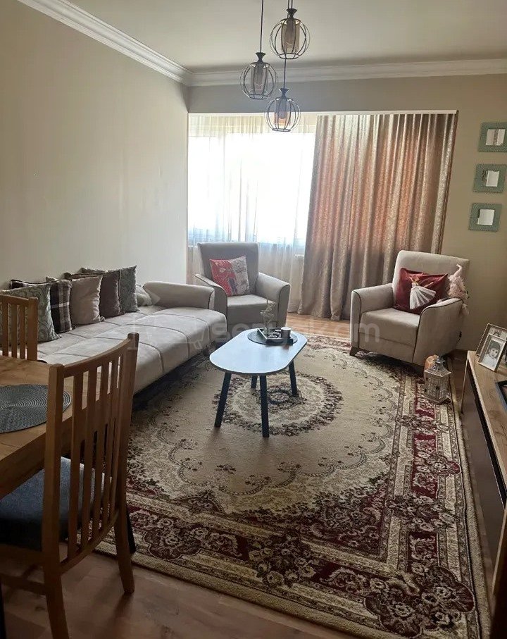 2 Սենյականոց Բնակարան, 62քմ, 7/9 հարկ, Նորմալ Վիճակում