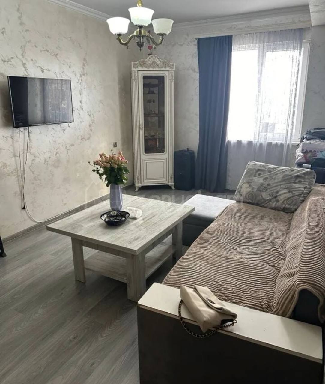 2 Սենյականոց Բնակարան, 38քմ, 5/9 հարկ, Նորմալ Վիճակում, Կահավորված, Արևկող