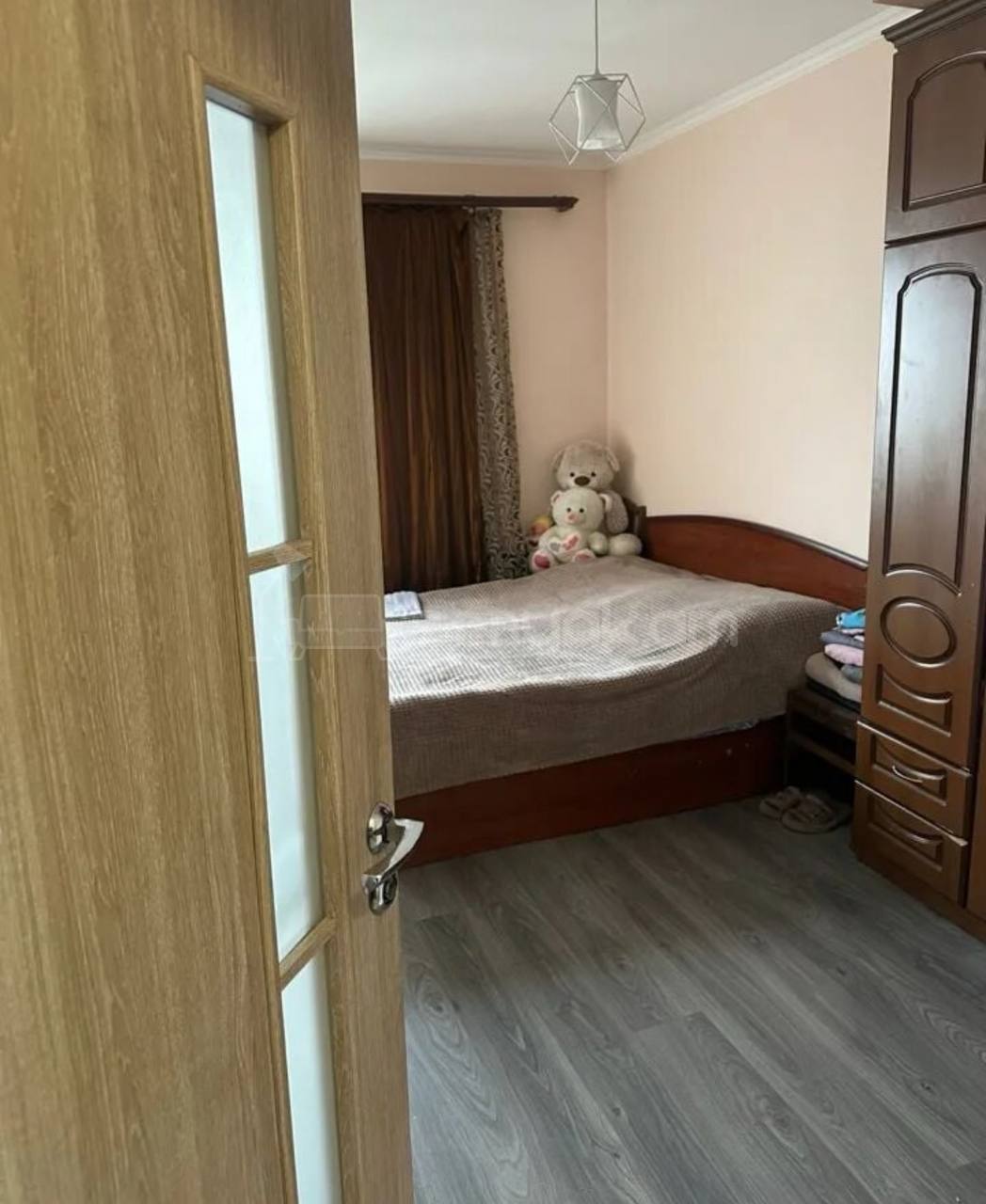 2 Սենյականոց Բնակարան, 38քմ, 5/9 հարկ, Նորմալ Վիճակում, Կահավորված, Արևկող