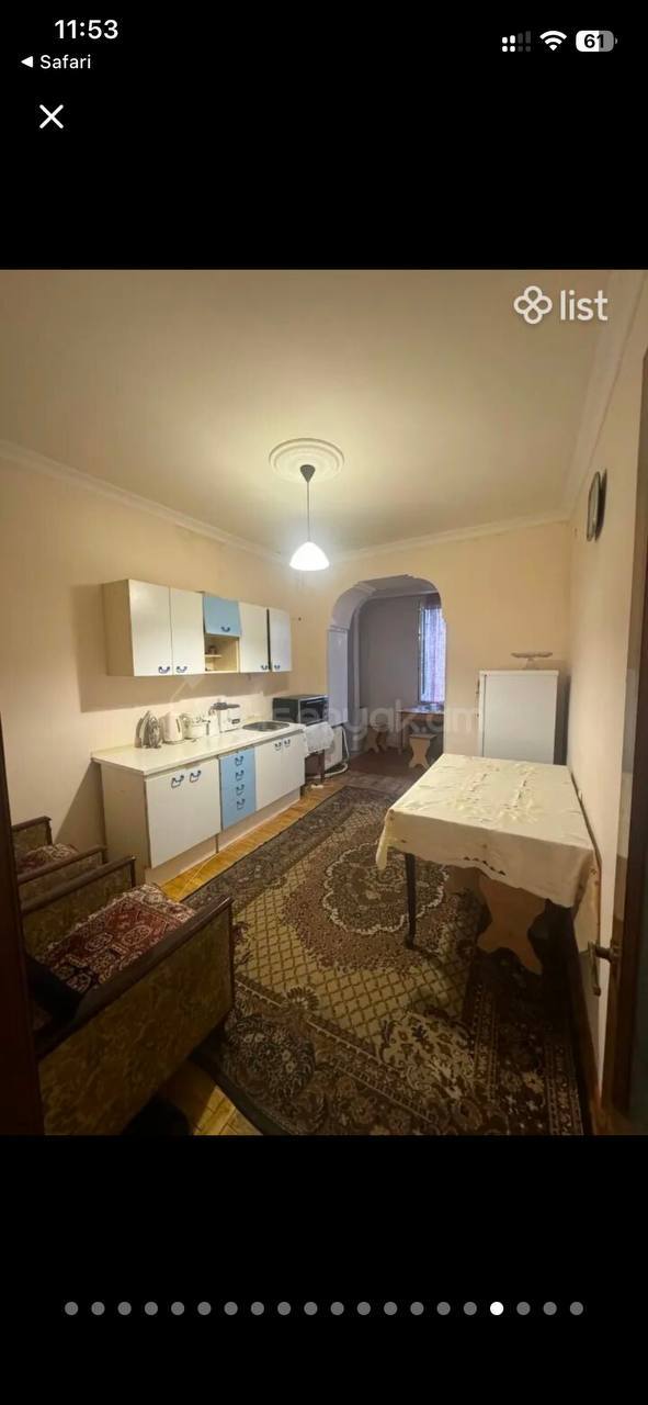 3 Սենյականոց Բնակարան Քարե Շենքում, 100քմ, 2/5 հարկ, Նորմալ Վիճակում