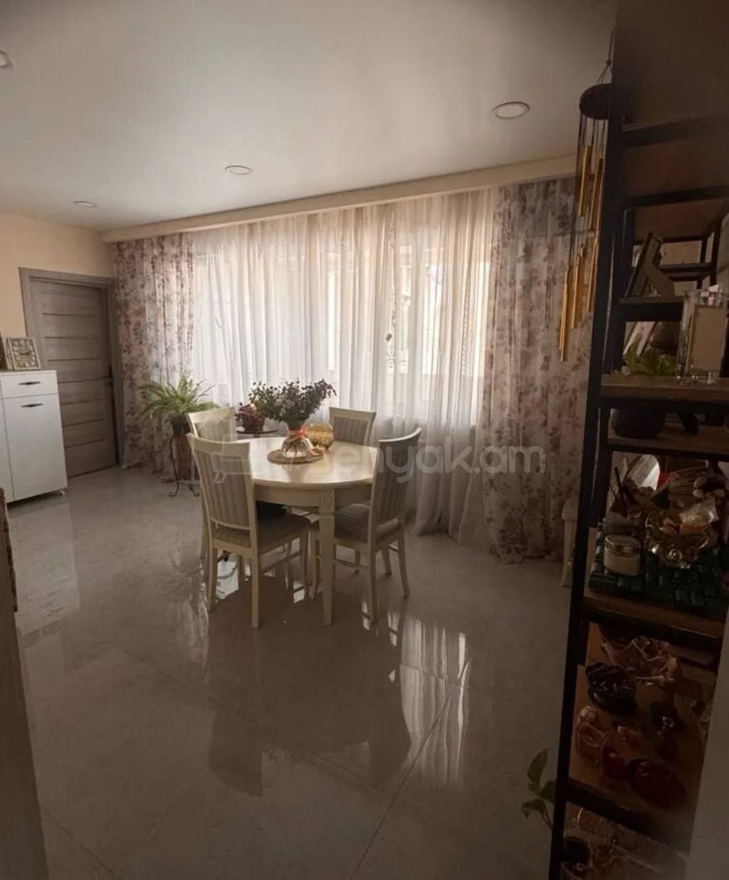 4 Սենյականոց Բնակարան, 110քմ, 10/16 հարկ, Կոսմետիկ Վերանորոգված