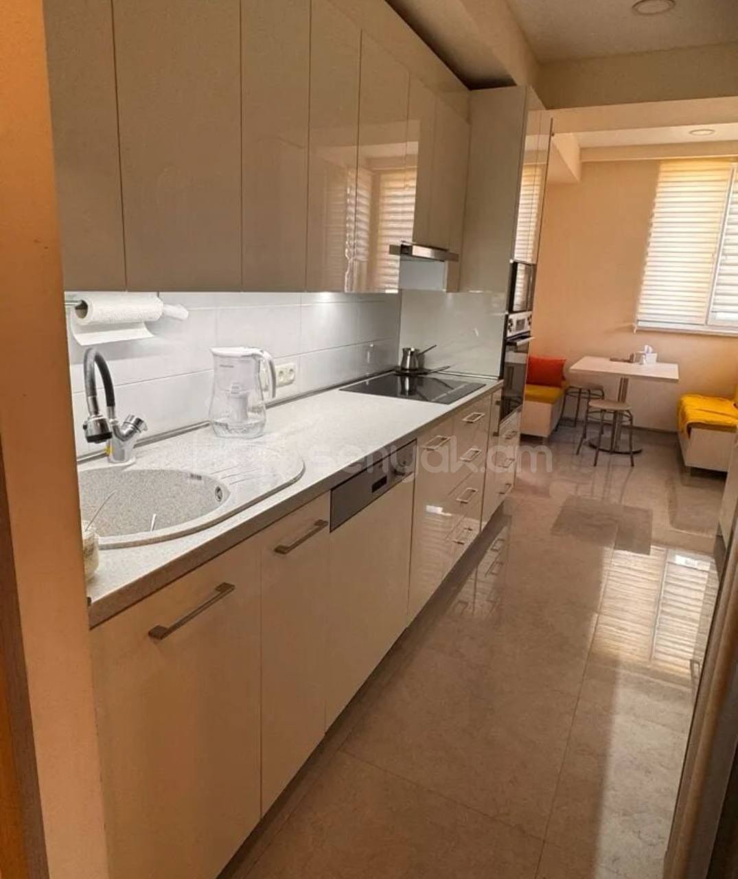 4 Սենյականոց Բնակարան, 110քմ, 10/16 հարկ, Կոսմետիկ Վերանորոգված