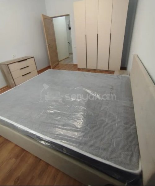 3 Սենյականոց Բնակարան, 100քմ, 1/18 հարկ, Կապիտալ Վերանորոգված, Կահավորված, Արևկող