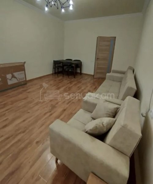 3 Սենյականոց Բնակարան, 100քմ, 1/18 հարկ, Կապիտալ Վերանորոգված, Կահավորված, Արևկող