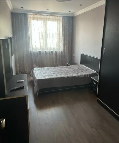 3 Սենյականոց Բնակարան Քարե Շենքում, 76քմ, 3/4 հարկ, Կապիտալ Վերանորոգված, Կահավորված, Արևկող