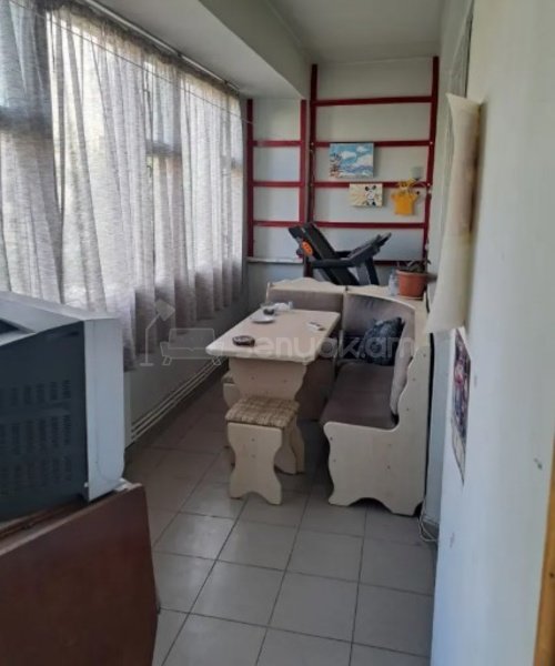 3 Սենյականոց Բնակարան, 80քմ, 4/9 հարկ, Պետական Վիճակում