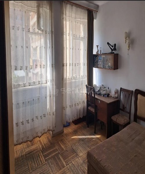 3 Սենյականոց Բնակարան, 80քմ, 4/9 հարկ, Պետական Վիճակում