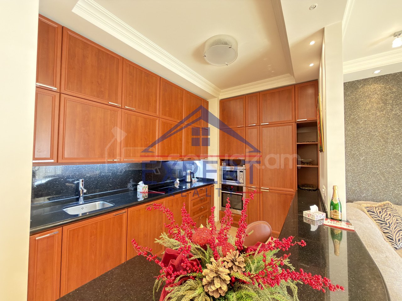 3 Սենյականոց Բնակարան Նորակառույցում, 103քմ, 7/10 հարկ, Կապիտալ Վերանորոգված, Կահավորված, Արևկող