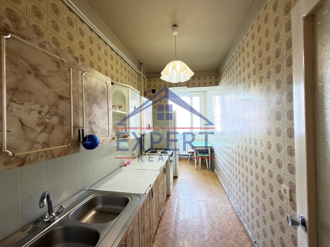 2 Սենյականոց Բնակարան Քարե Շենքում, 60քմ, 3/5 հարկ, Կոսմետիկ Վերանորոգված, Կահավորված, Արևկող