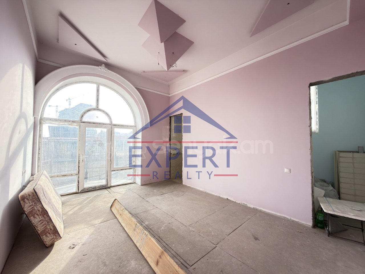 8 Սենյականոց Շքեղ Առանձնատուն, 900քմ, Լողավազանով, Ավտոտնակով