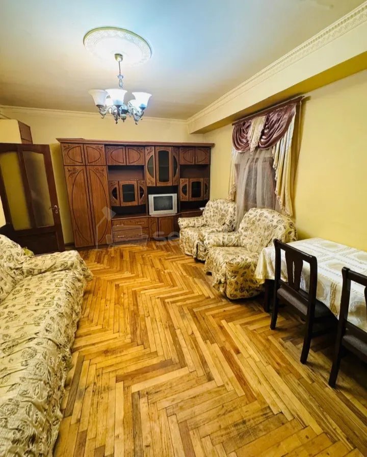 3 Սենյականոց Բնակարան, 50քմ, 2/9 հարկ, Նորմալ Վիճակում, Կահավորված