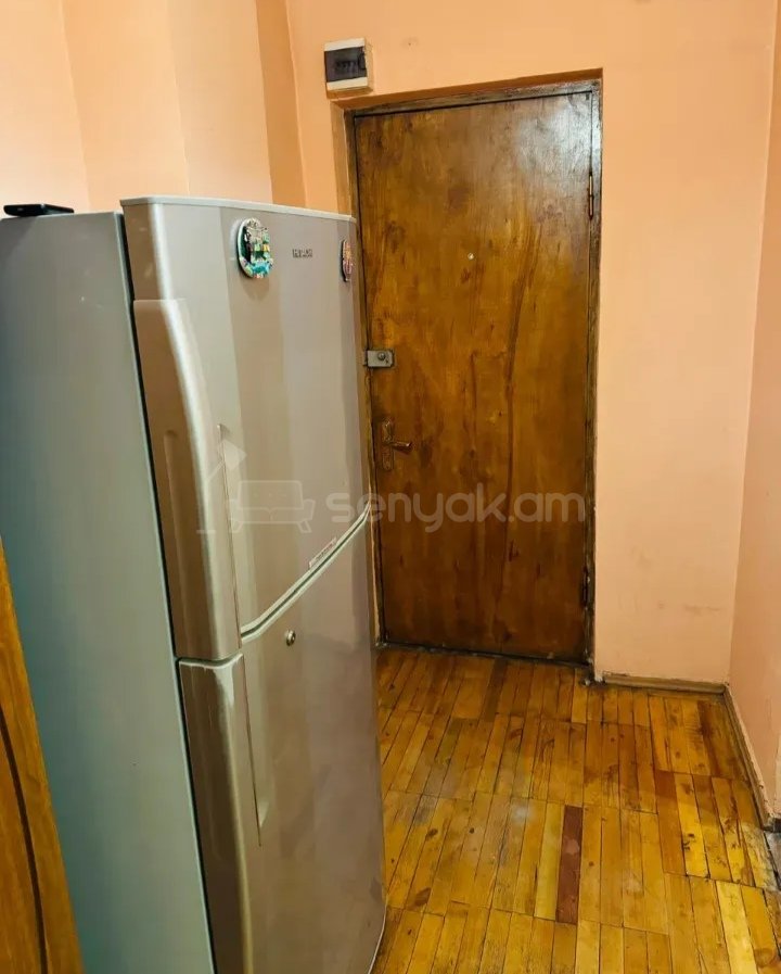 3 Սենյականոց Բնակարան, 50քմ, 2/9 հարկ, Նորմալ Վիճակում, Կահավորված