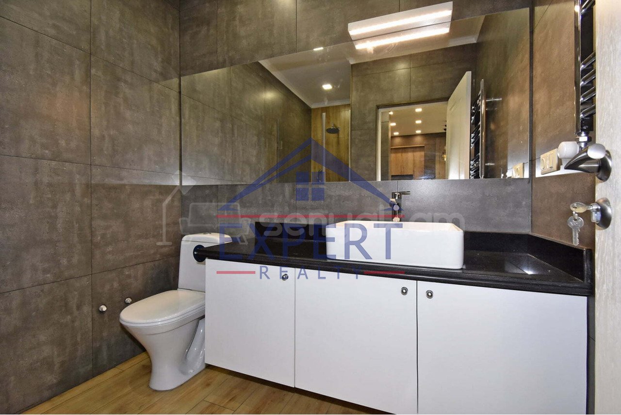 2 Սենյականոց Բնակարան Նորակառույցում, 61քմ, 17/18 հարկ, Դիզայներական Վերանորոգված