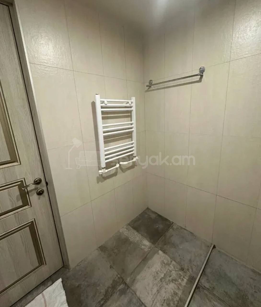 2 Սենյականոց Բնակարան, 42քմ, 4/9 հարկ, Կապիտալ Վերանորոգված, Կահավորված