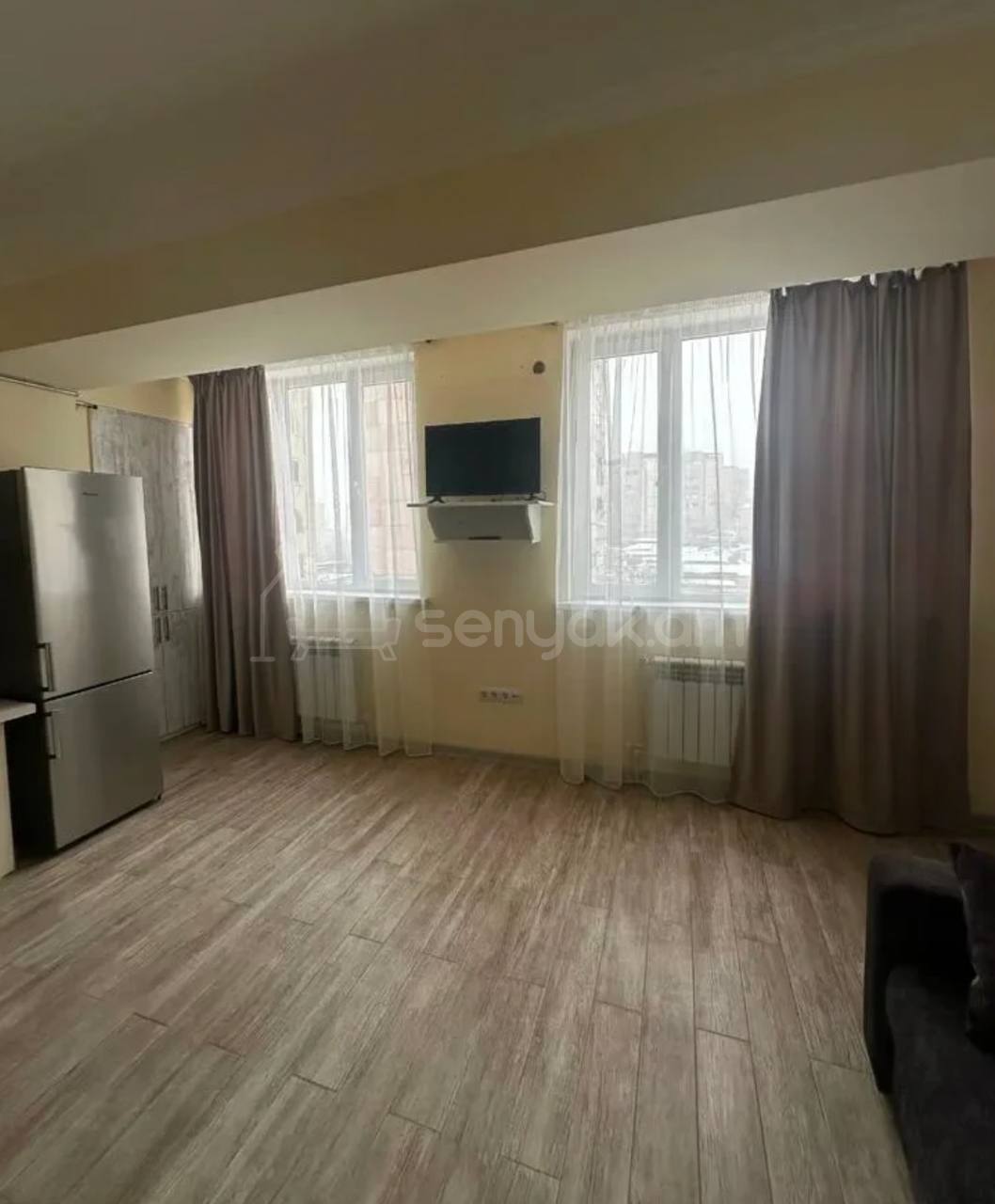 2 Սենյականոց Բնակարան, 42քմ, 4/9 հարկ, Կապիտալ Վերանորոգված, Կահավորված