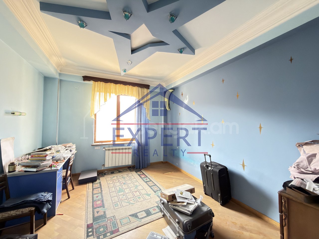 4 Սենյականոց Բնակարան Նորակառույցում, 189քմ, 7/9 հարկ, Կոսմետիկ Վերանորոգված