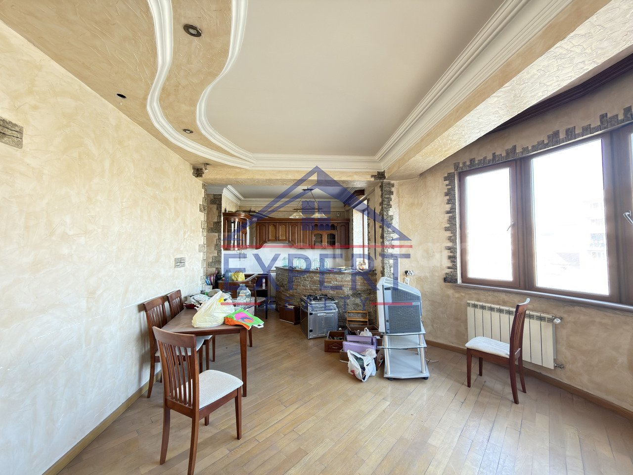 4 Սենյականոց Բնակարան Նորակառույցում, 189քմ, 7/9 հարկ, Կոսմետիկ Վերանորոգված