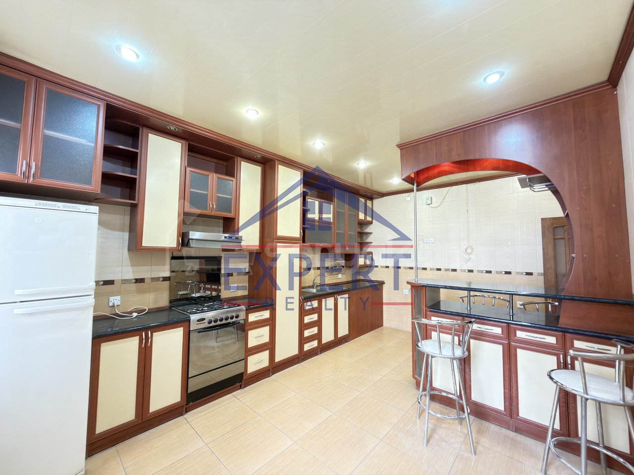 Օֆիսային Տարածք, 650քմ, Կապիտալ Վերանորոգված