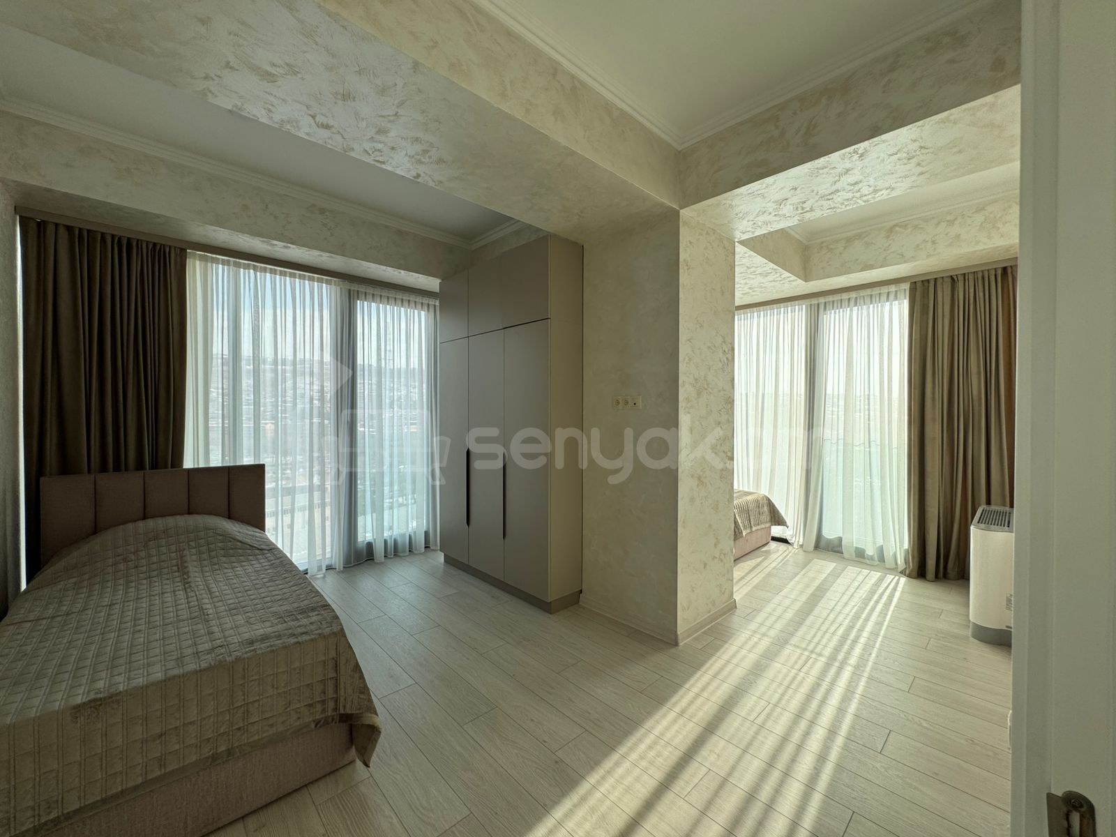 3 Սենյականոց Բնակարան Նորակառույցում, 83քմ, 12/17 հարկ, Դիզայներական Վերանորոգված, Կահավորված, Արևկող