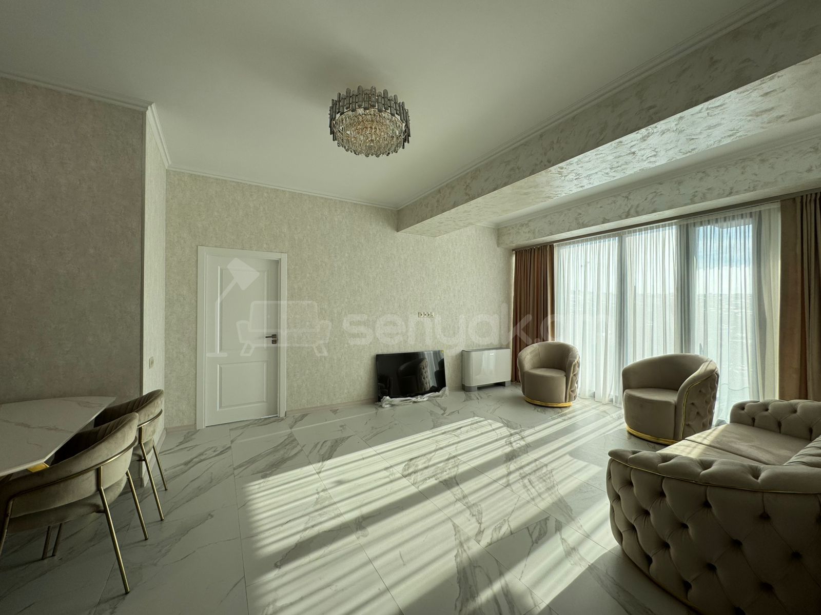 3 Սենյականոց Բնակարան Նորակառույցում, 83քմ, 12/17 հարկ, Դիզայներական Վերանորոգված, Կահավորված, Արևկող