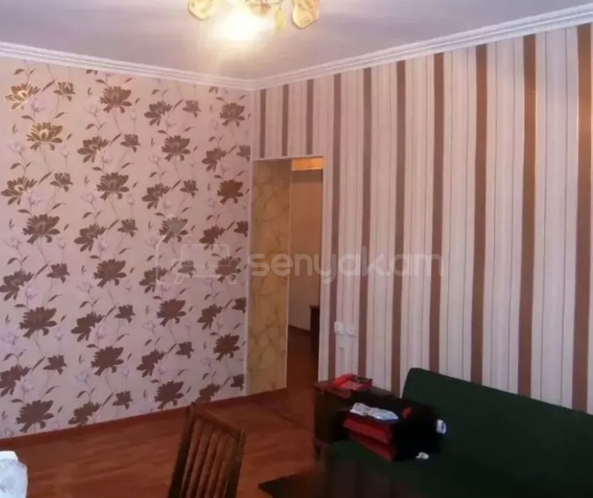 1 Սենյականոց Բնակարան Քարե Շենքում, 47քմ, 4/5 հարկ, Նորմալ Վիճակում