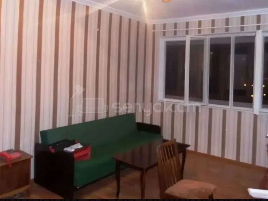 1 Սենյականոց Բնակարան Քարե Շենքում, 47քմ, 4/5 հարկ, Նորմալ Վիճակում