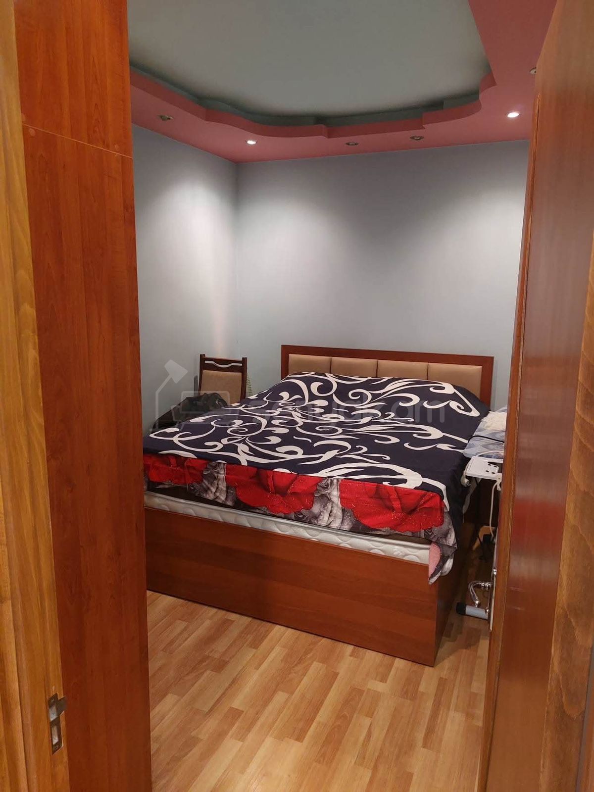 3 Սենյականոց Բնակարան Քարե Շենքում, 80քմ, 3/5 հարկ, Դիզայներական Վերանորոգված, Կահավորված, Արևկող