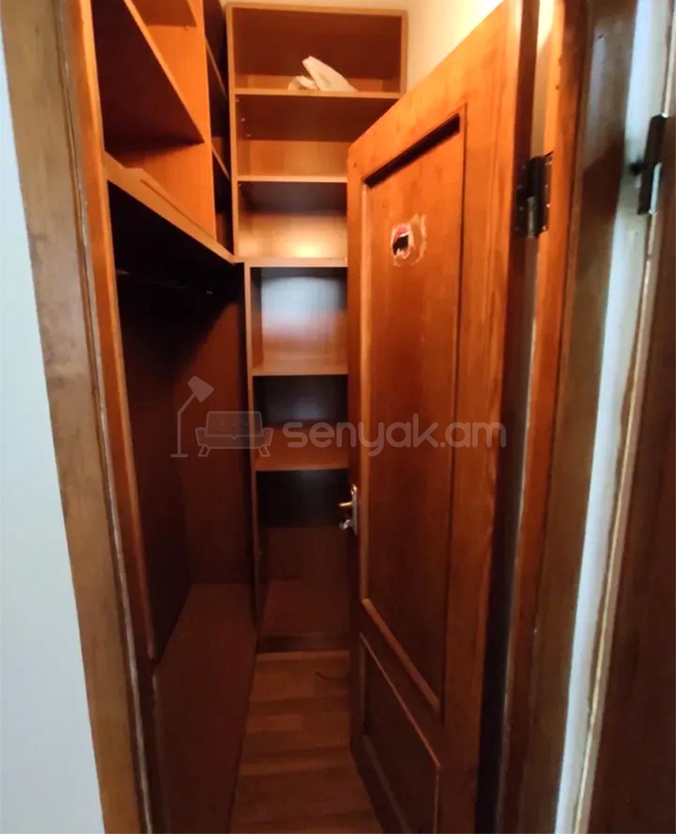 1 Սենյականոց Բնակարան, 54քմ, 3/9 հարկ, Կոսմետիկ Վերանորոգված, Կահավորված