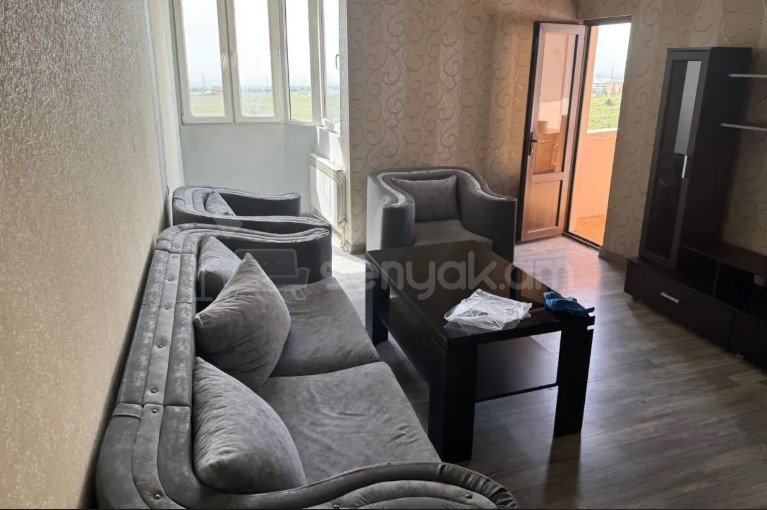 3 Սենյականոց Բնակարան, 71քմ, 7/16 հարկ, Կոսմետիկ Վերանորոգված