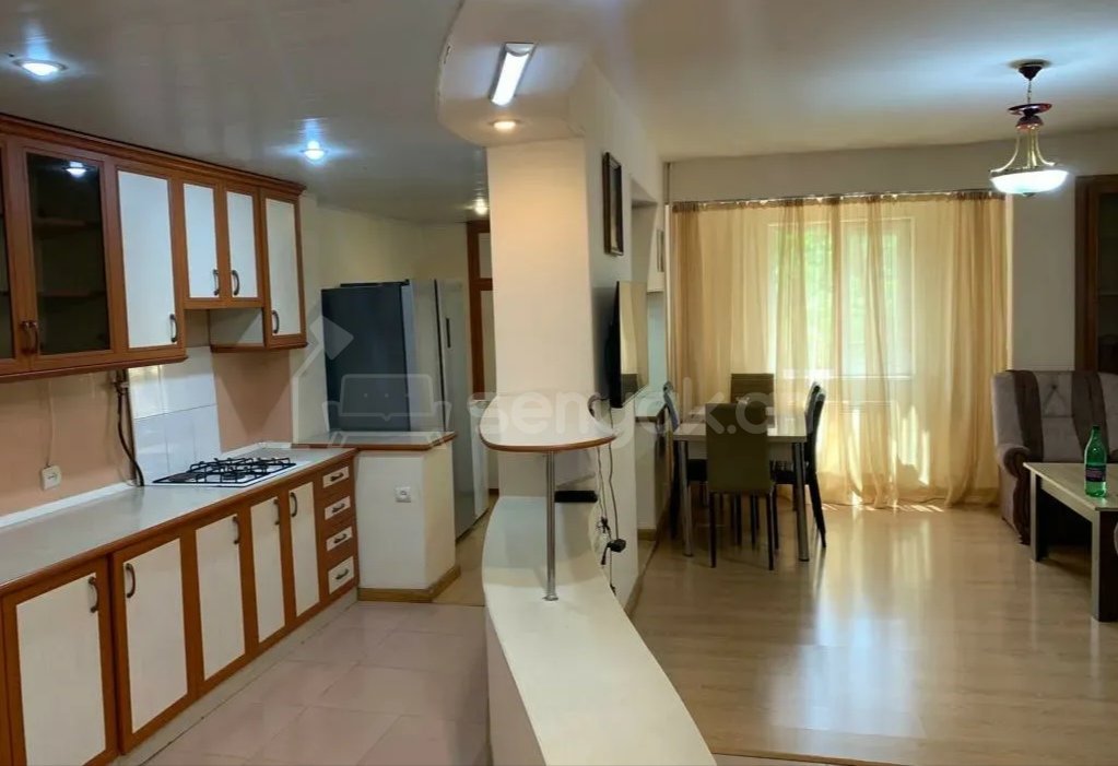 2 Սենյականոց Բնակարան, 65քմ, 3/9 հարկ, Նորմալ Վիճակում, Կահավորված