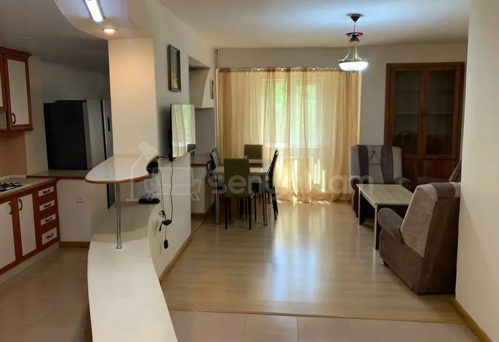 2 Սենյականոց Բնակարան, 65քմ, 3/9 հարկ, Նորմալ Վիճակում, Կահավորված