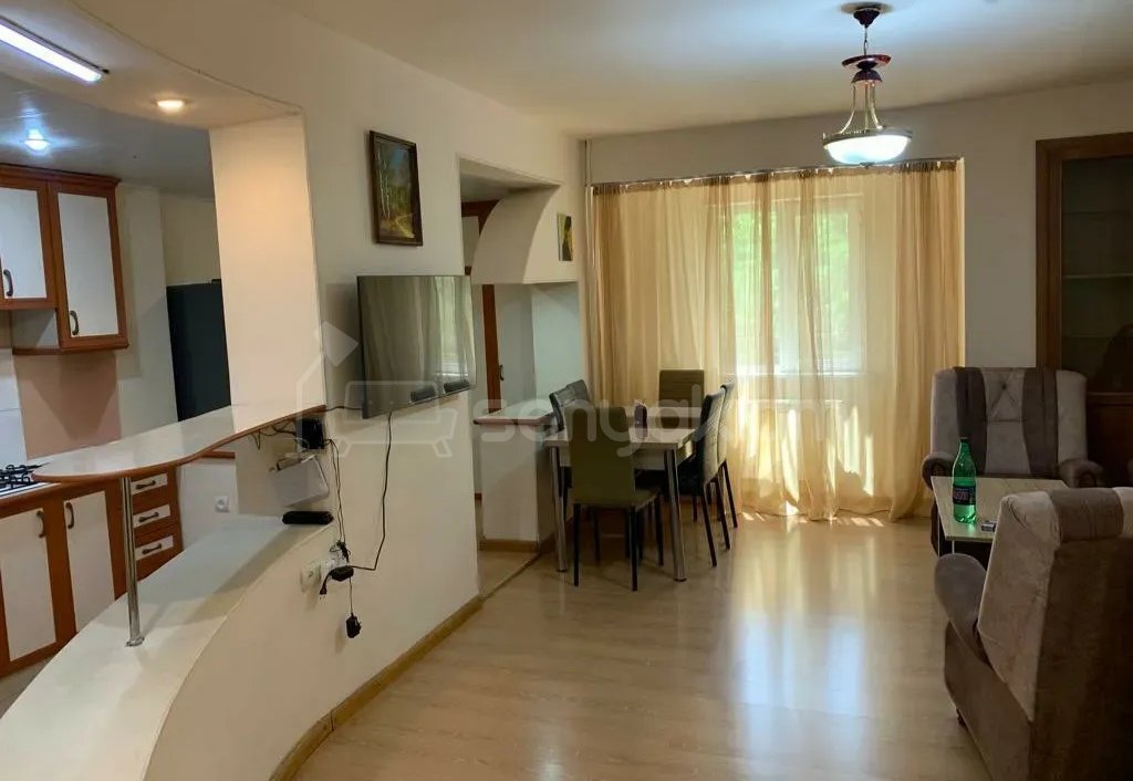 2 Սենյականոց Բնակարան, 65քմ, 3/9 հարկ, Նորմալ Վիճակում, Կահավորված