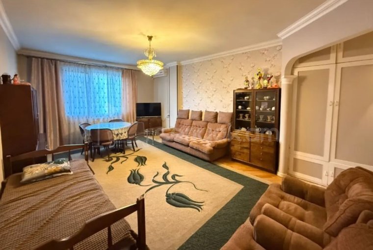 3 Սենյականոց Բնակարան, 61քմ, 2/12 հարկ, Կոսմետիկ Վերանորոգված