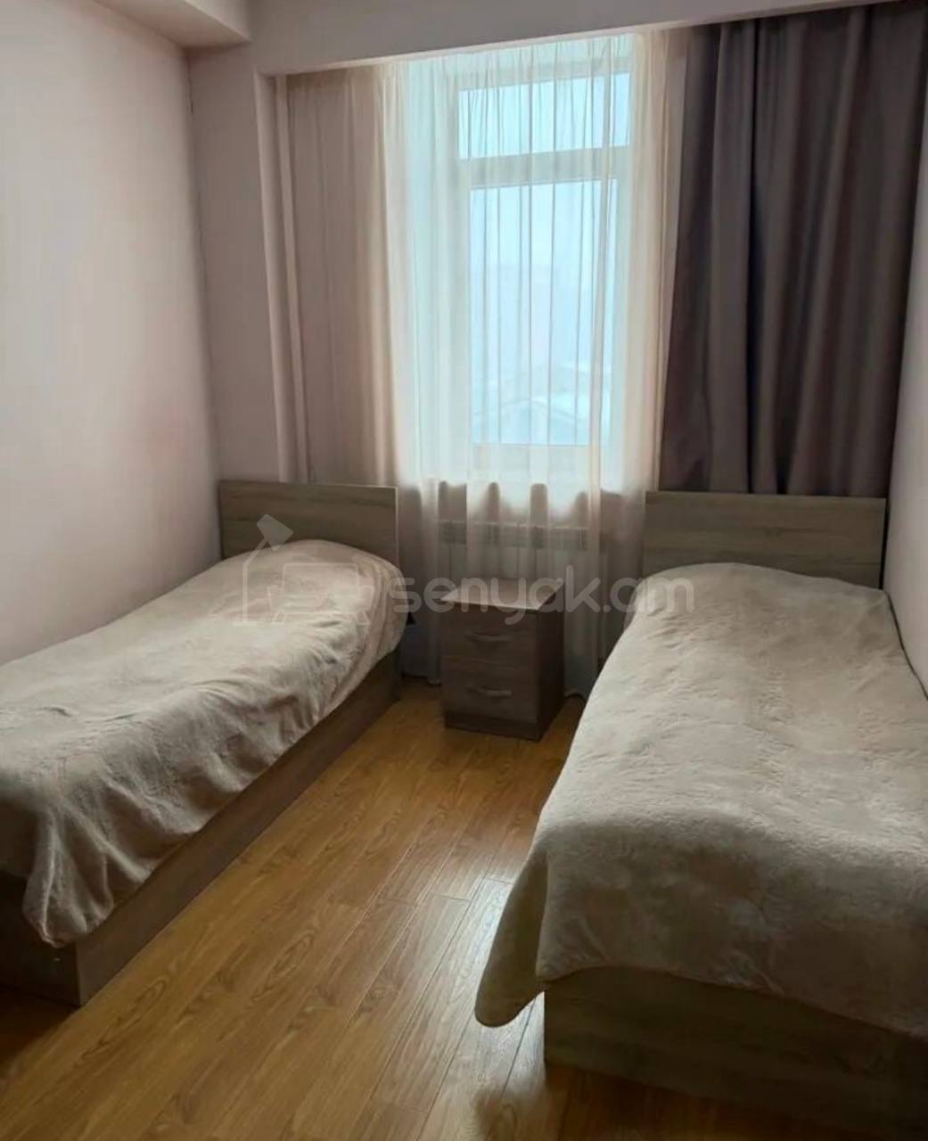 3 Սենյականոց Բնակարան Քարե Շենքում, 80քմ, 4/4 հարկ, Կապիտալ Վերանորոգված, Կահավորված, Արևկող